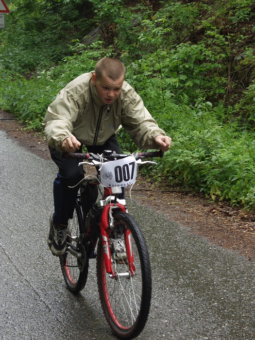 TRAUZK 2004
